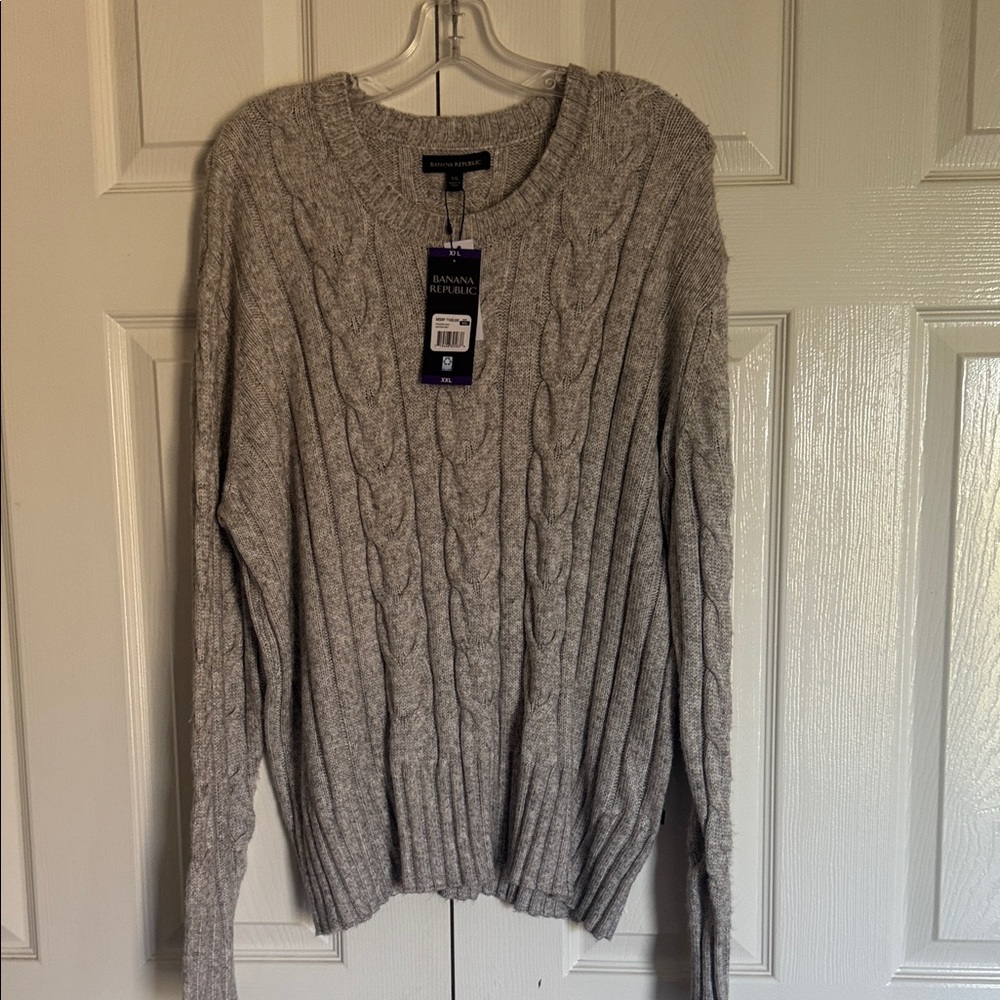 Banana Republic Men's Heather Gray Crewneck Sweater
